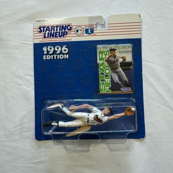 2 STARTING LINEUP 1996 EDITION CAL RIPKEN JR BALTIMORE ORIOLES WITH CARDS - Picture 3 of 6